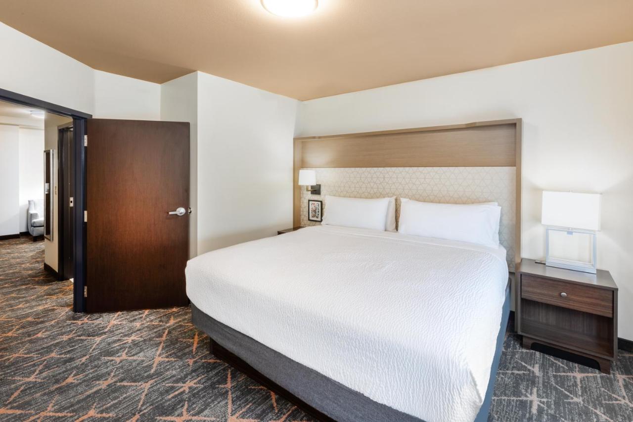 holiday inn hotel and suites tulsa south by ihg