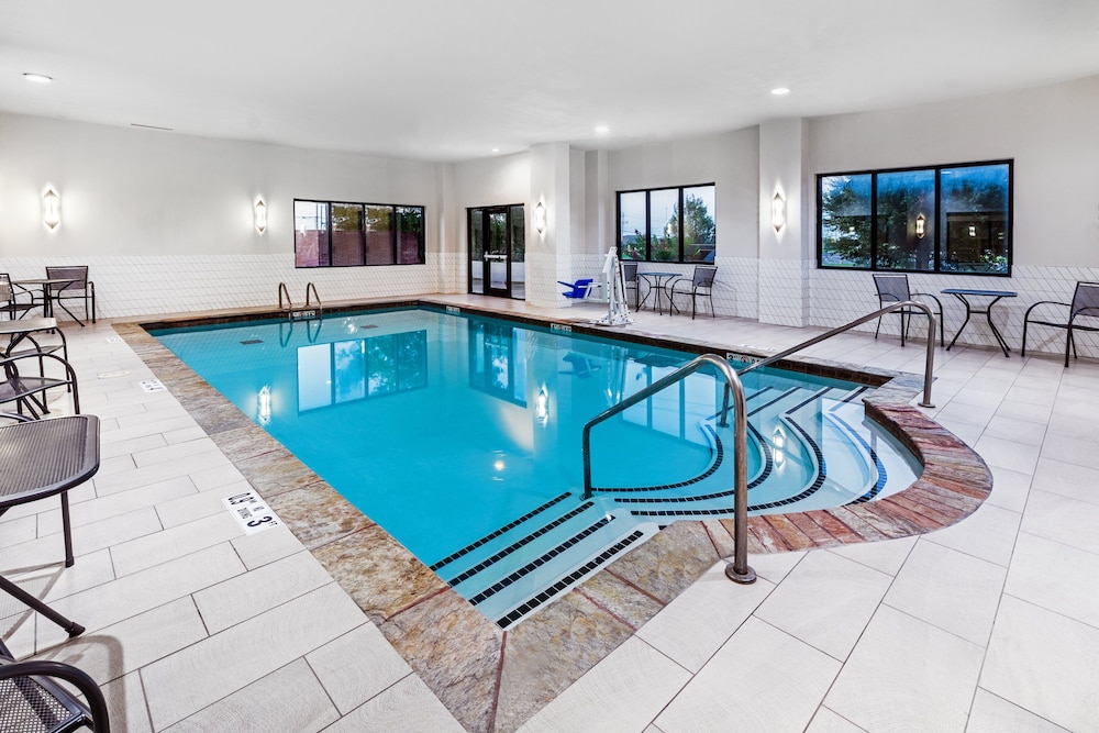 holiday inn hotel and suites tulsa south by ihg