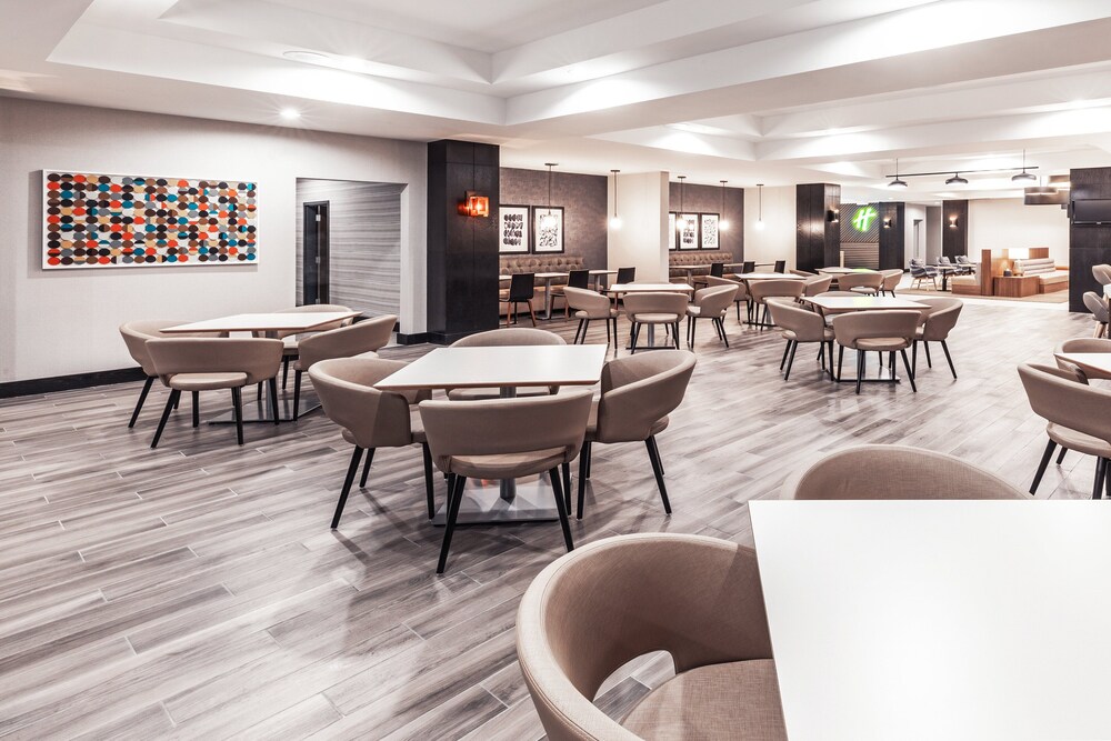 holiday inn hotel and suites tulsa south by ihg