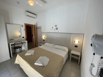 hotel marina