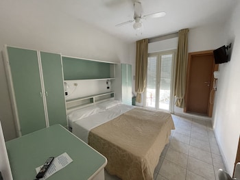 hotel marina