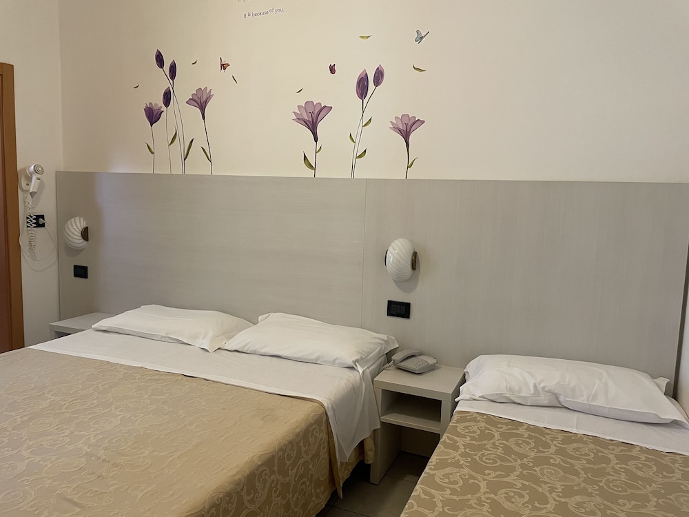 hotel marina