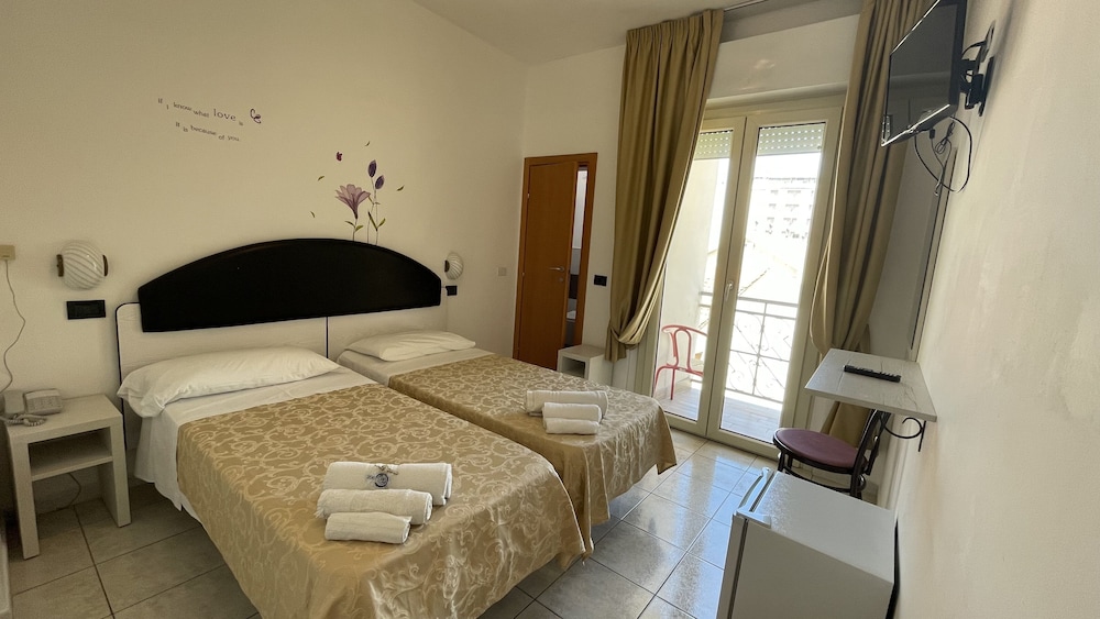 hotel marina