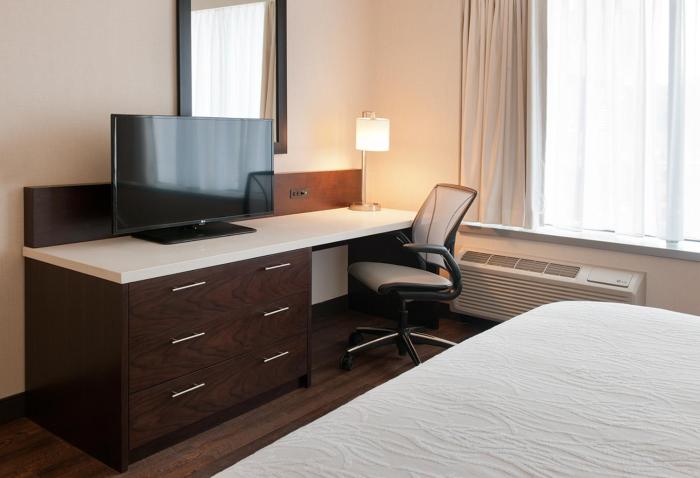 hilton garden inn pittsburgh downtown