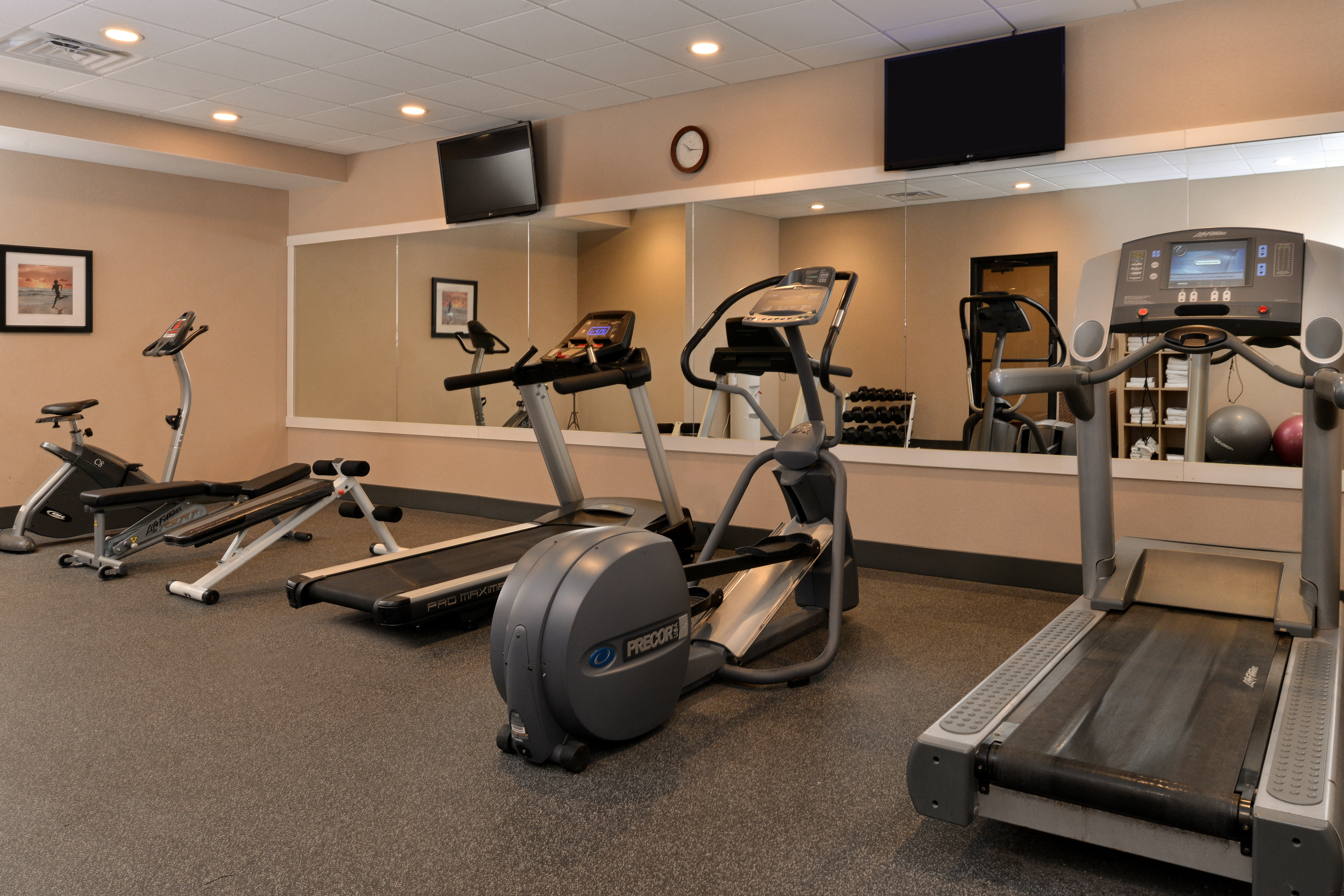holiday inn new london mystic area by ihg