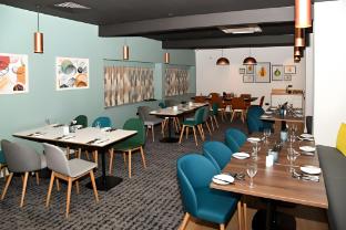 holiday inn newport by ihg