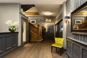 the orchard park hotel