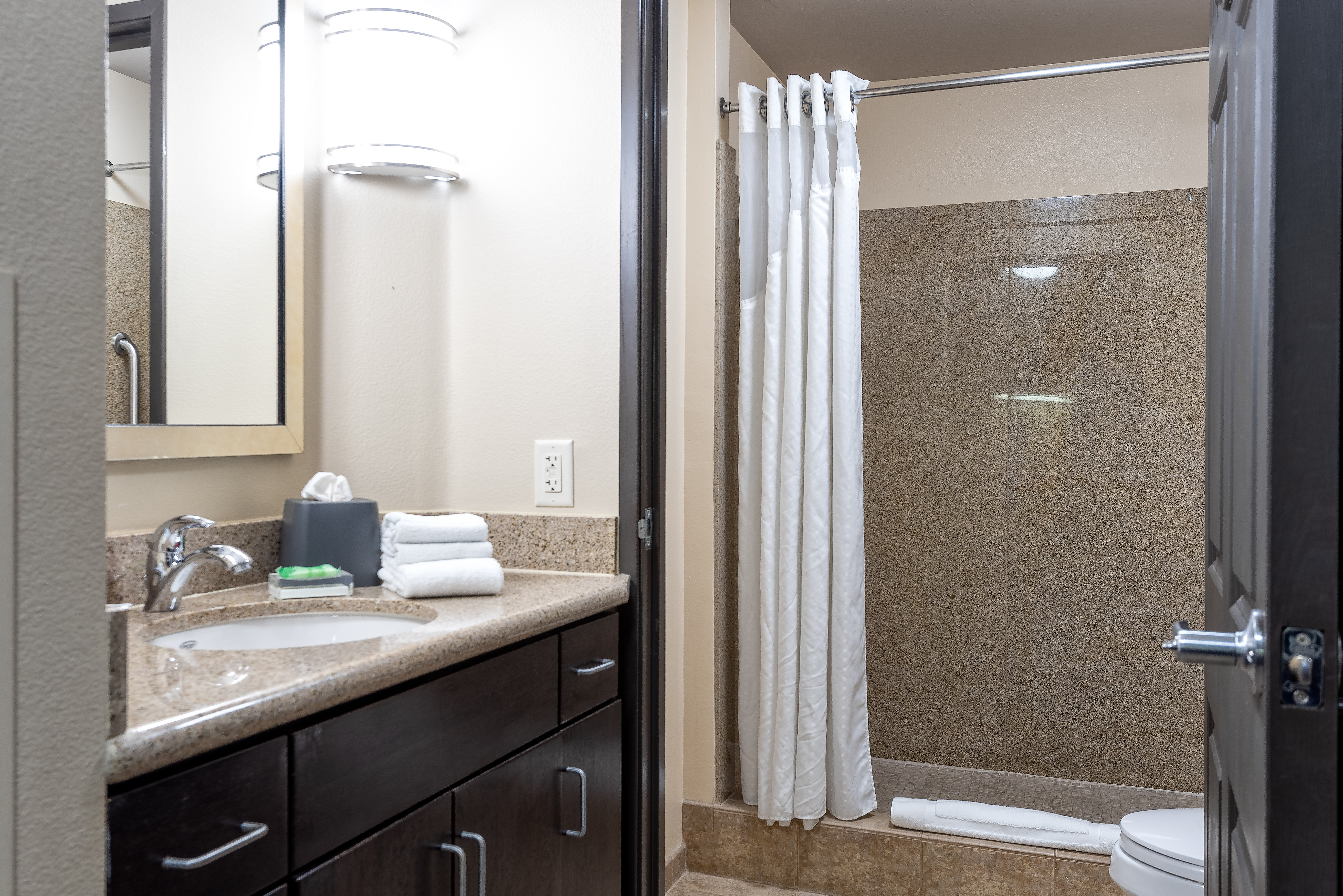 holiday inn oceanside camp pendleton area by ihg