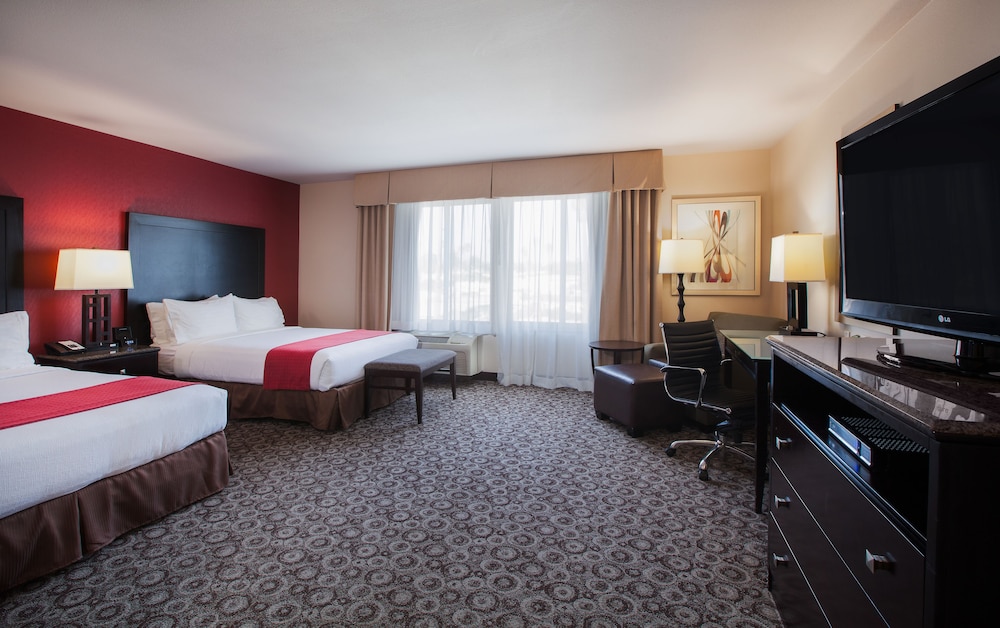 holiday inn oceanside camp pendleton area by ihg