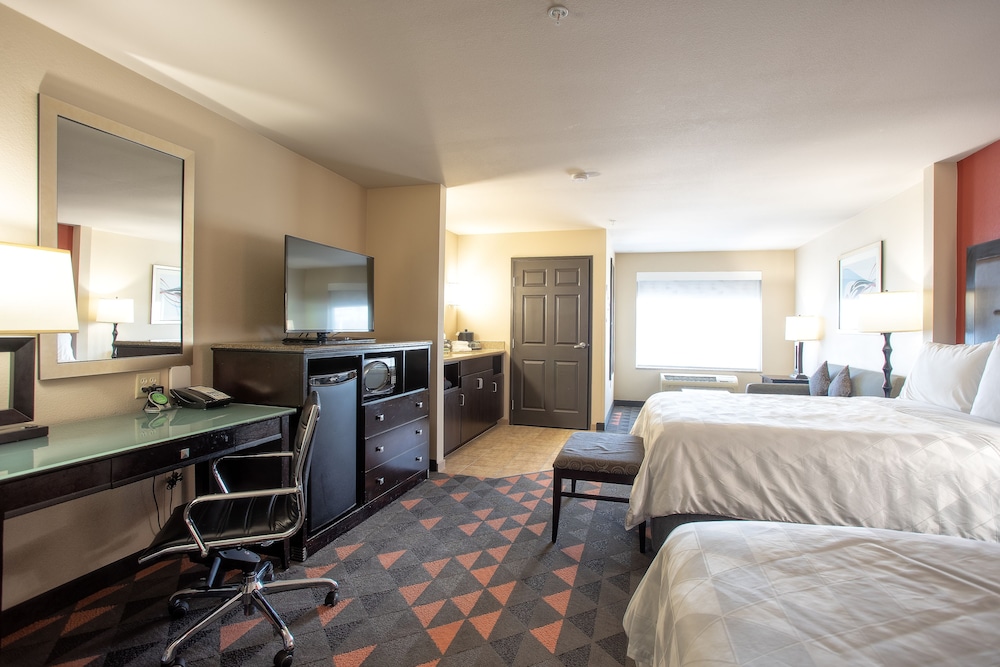holiday inn oceanside camp pendleton area by ihg