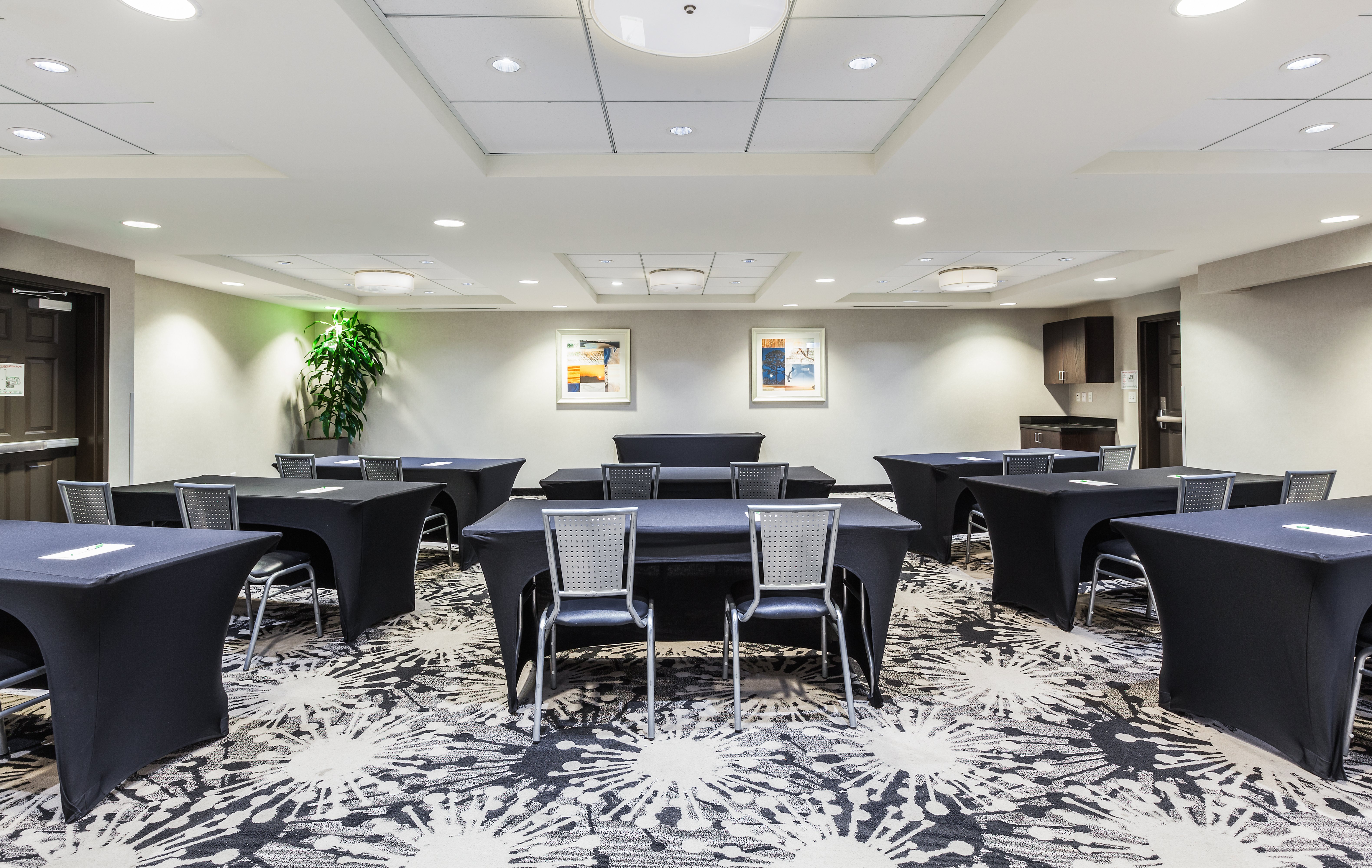 holiday inn oceanside camp pendleton area by ihg