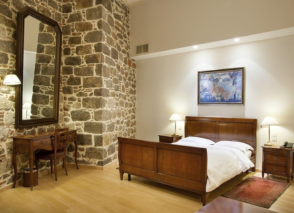 xenon inn
