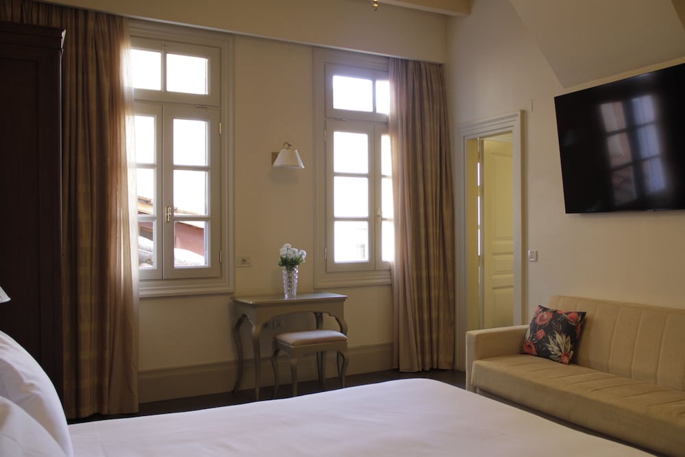 xenon inn