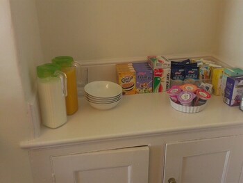 Pant Teg,Conwy>>Bangor,3 star