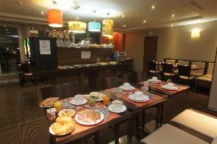 holiday inn paris montmartre by ihg