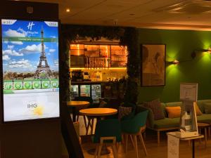 holiday inn paris montmartre by ihg