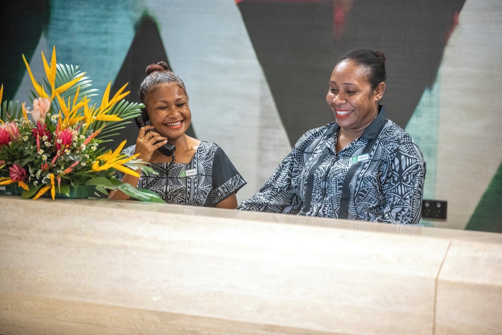 holiday inn port moresby by ihg