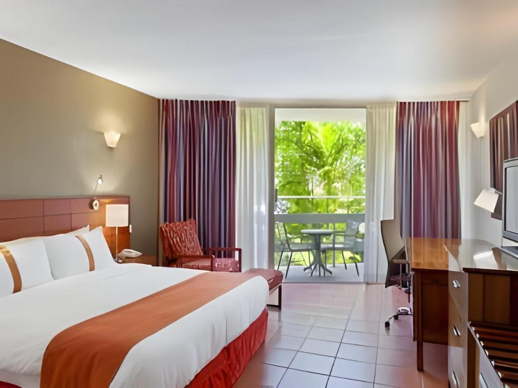 holiday inn port moresby by ihg