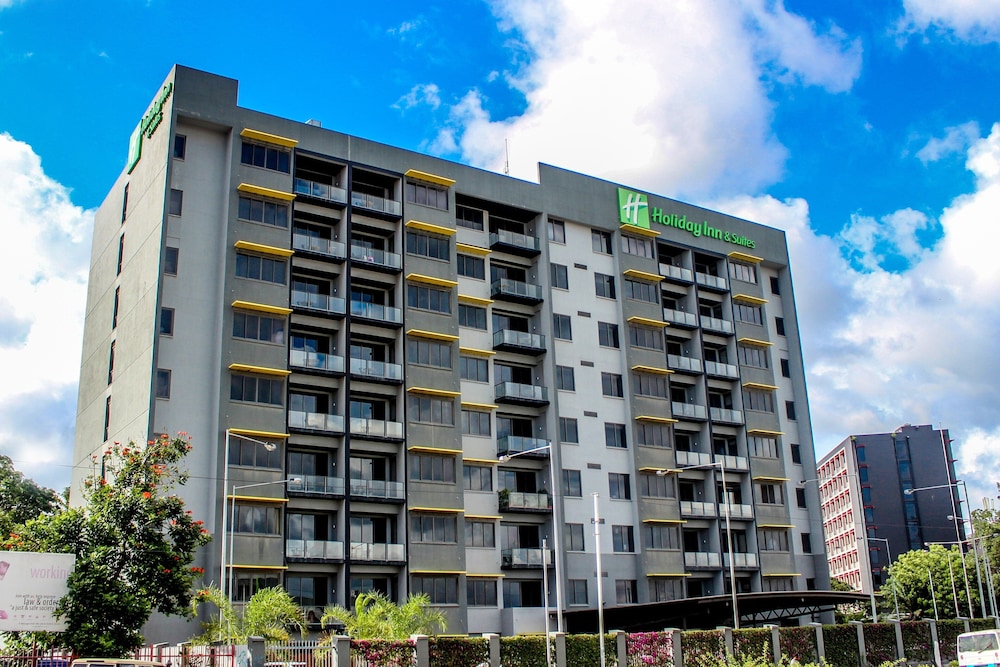 holiday inn port moresby by ihg