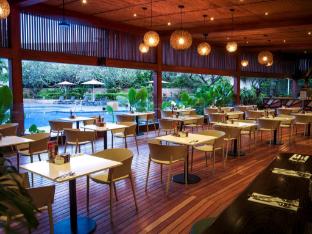 holiday inn port moresby by ihg