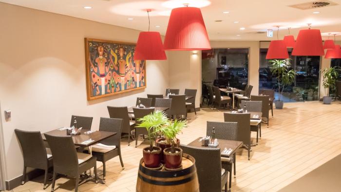 holiday inn port moresby by ihg