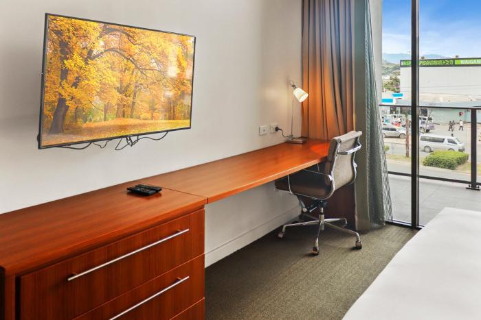 holiday inn port moresby by ihg