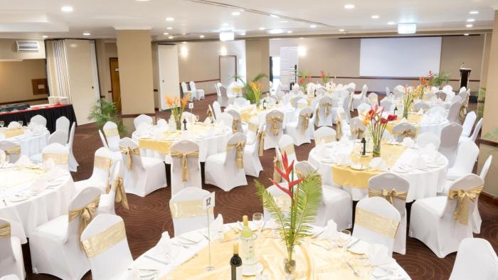 holiday inn port moresby by ihg