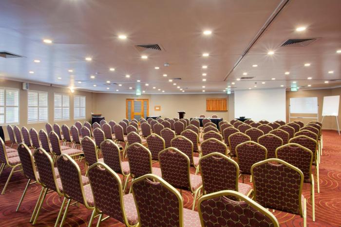 holiday inn port moresby by ihg