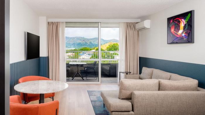 holiday inn port moresby by ihg