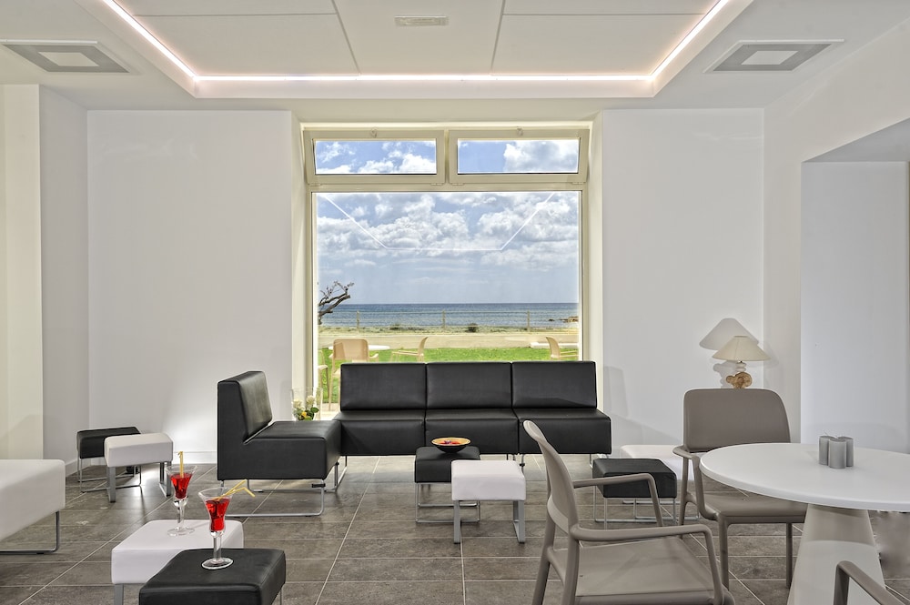 hotel club torre salinas adults only