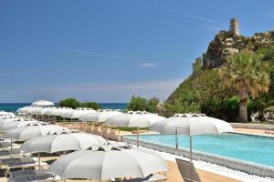 hotel club torre salinas adults only