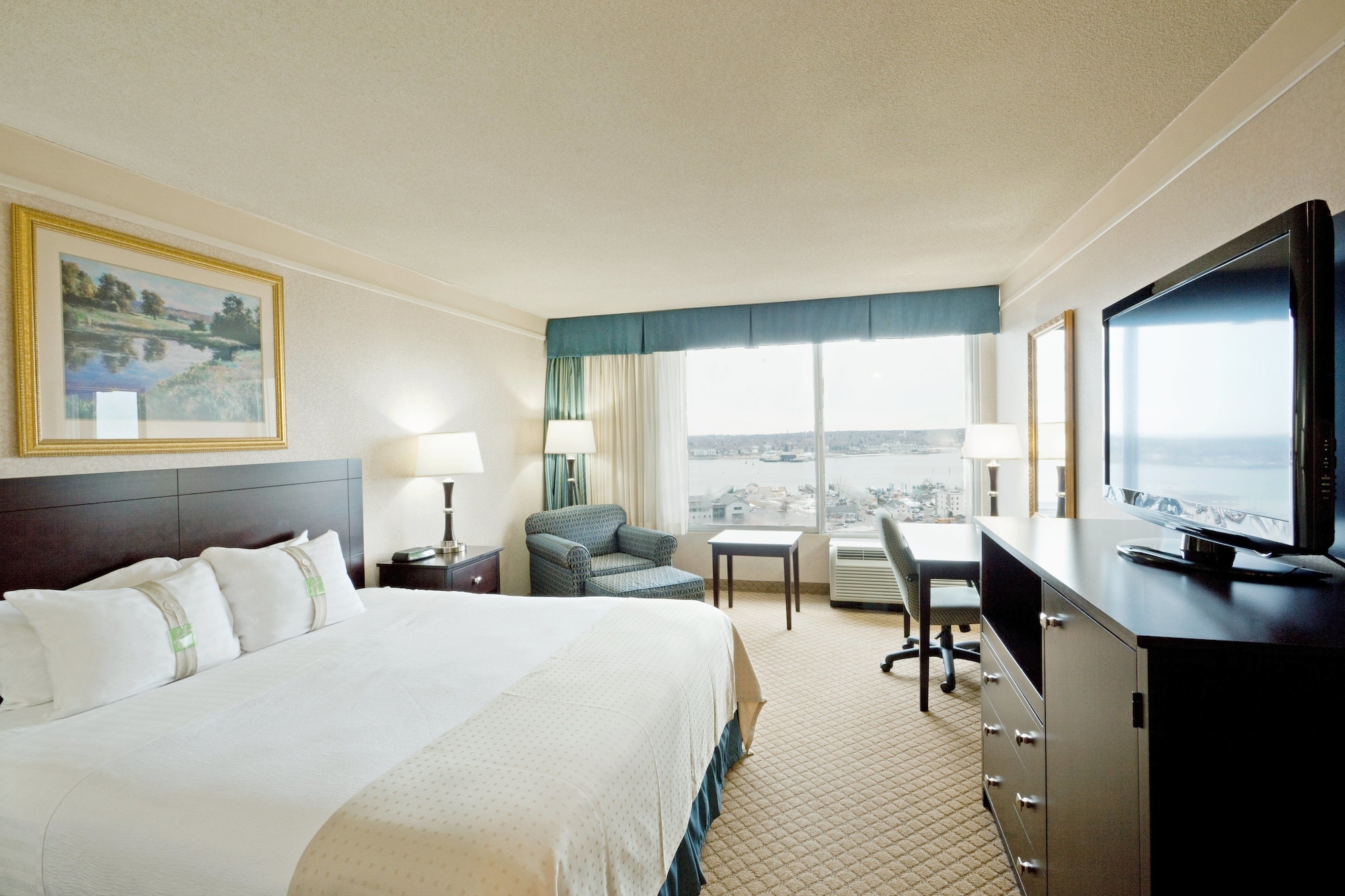 holiday inn portland by the bay by ihg