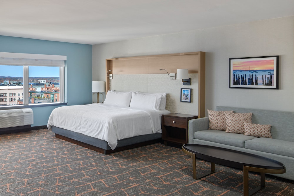 holiday inn portland by the bay by ihg