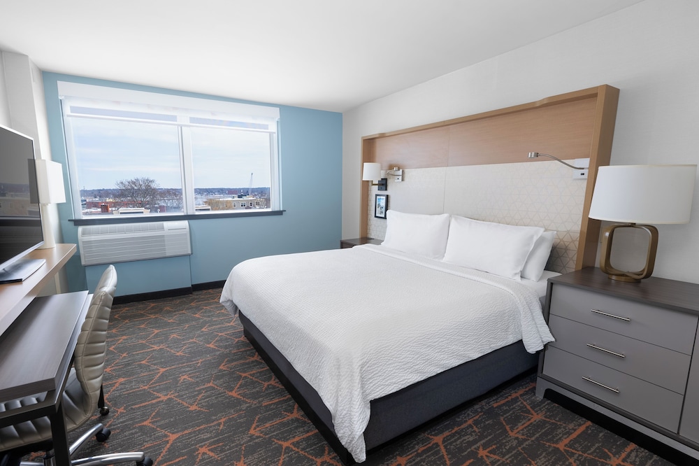 holiday inn portland by the bay by ihg