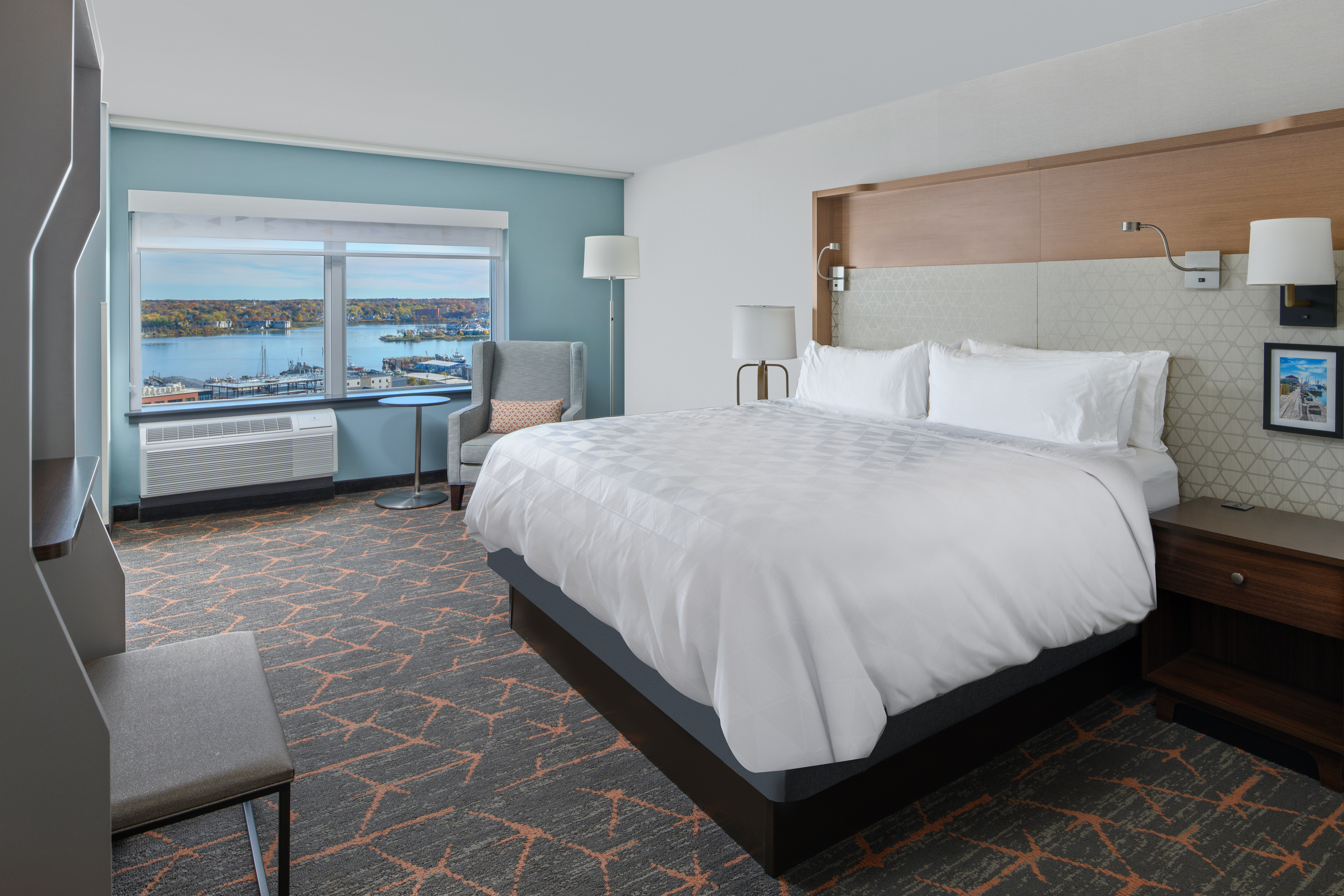 holiday inn portland by the bay by ihg