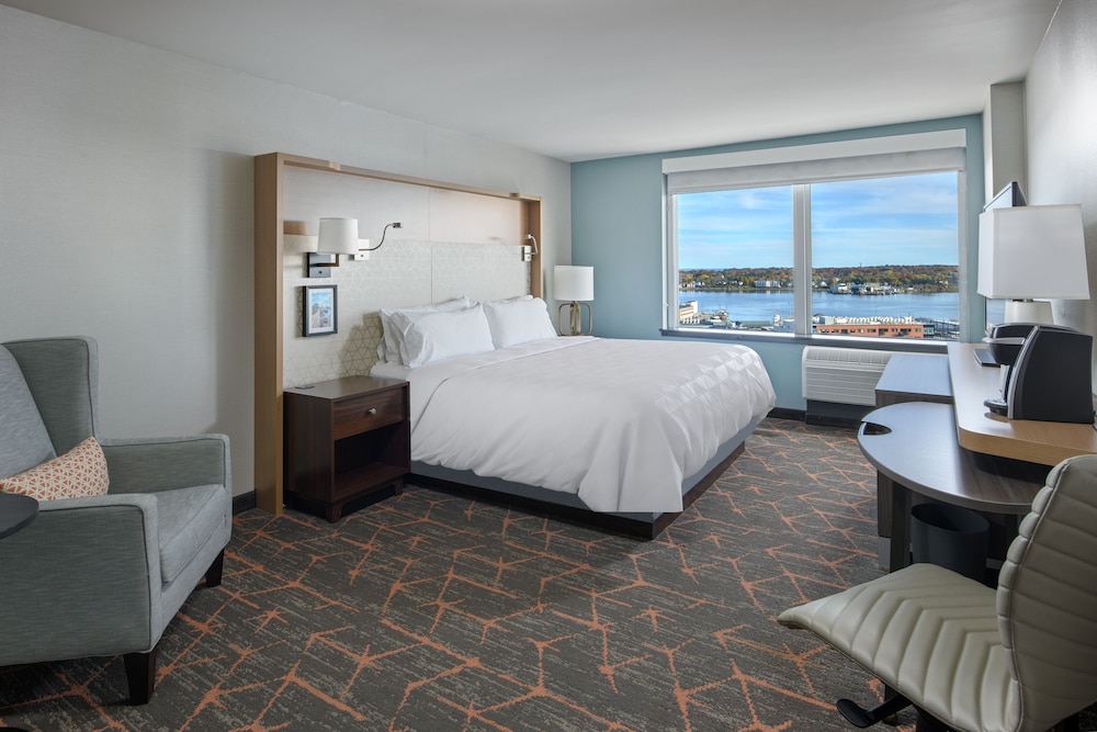 holiday inn portland by the bay by ihg