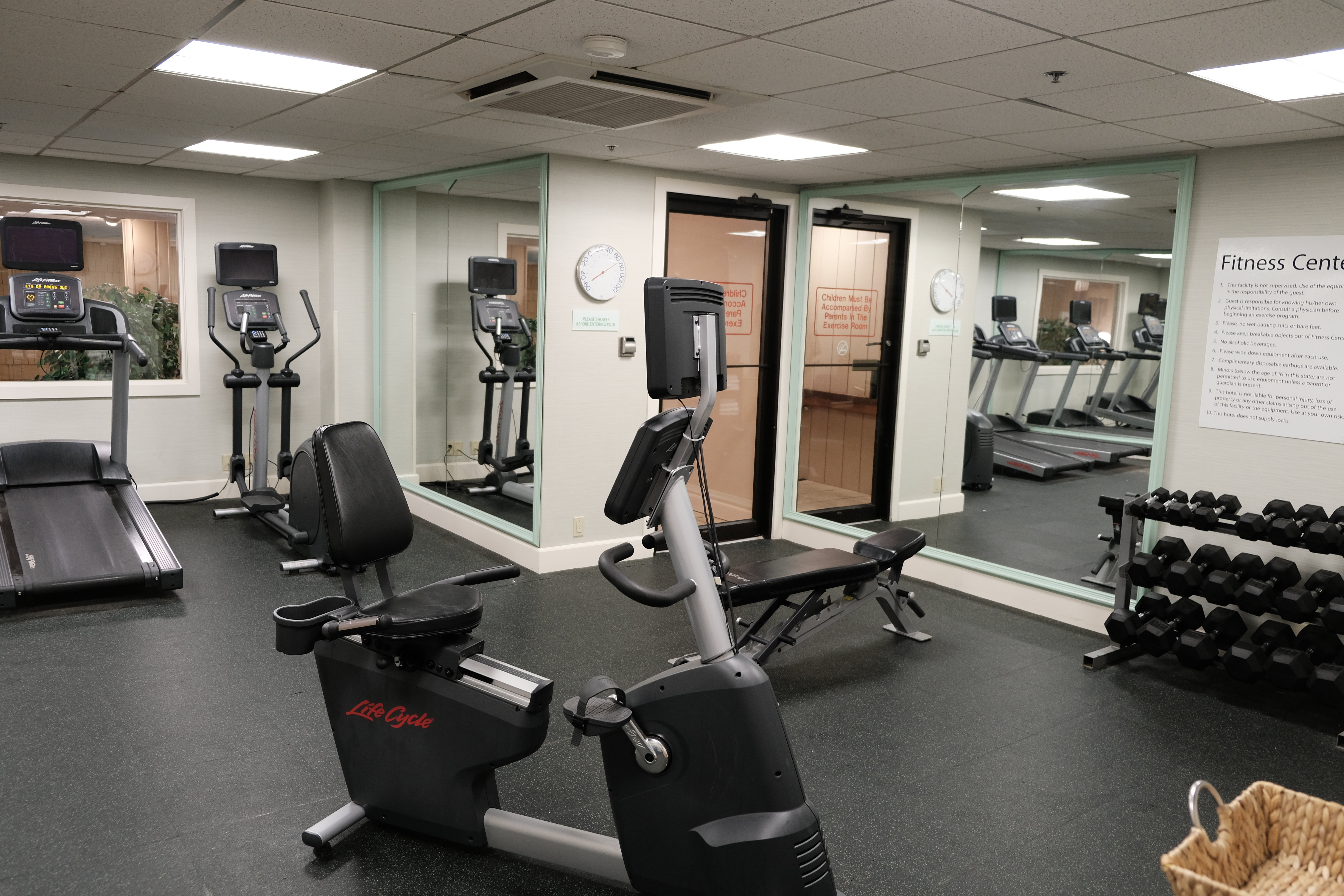 holiday inn portland by the bay by ihg