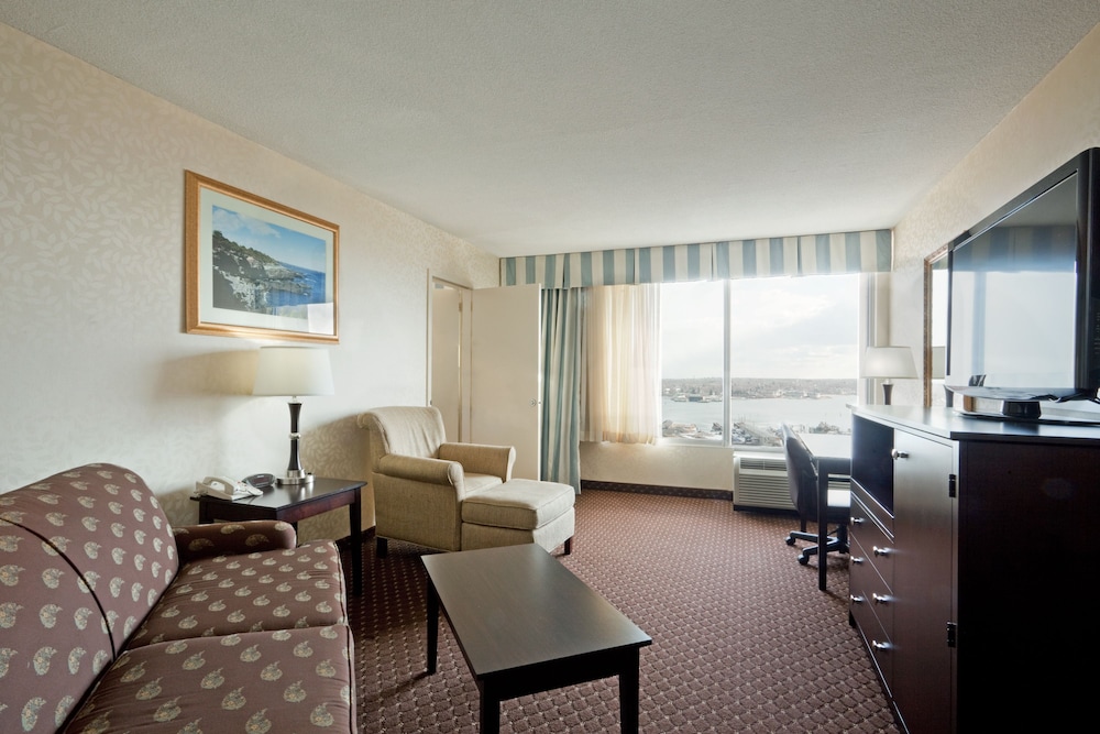 holiday inn portland by the bay by ihg