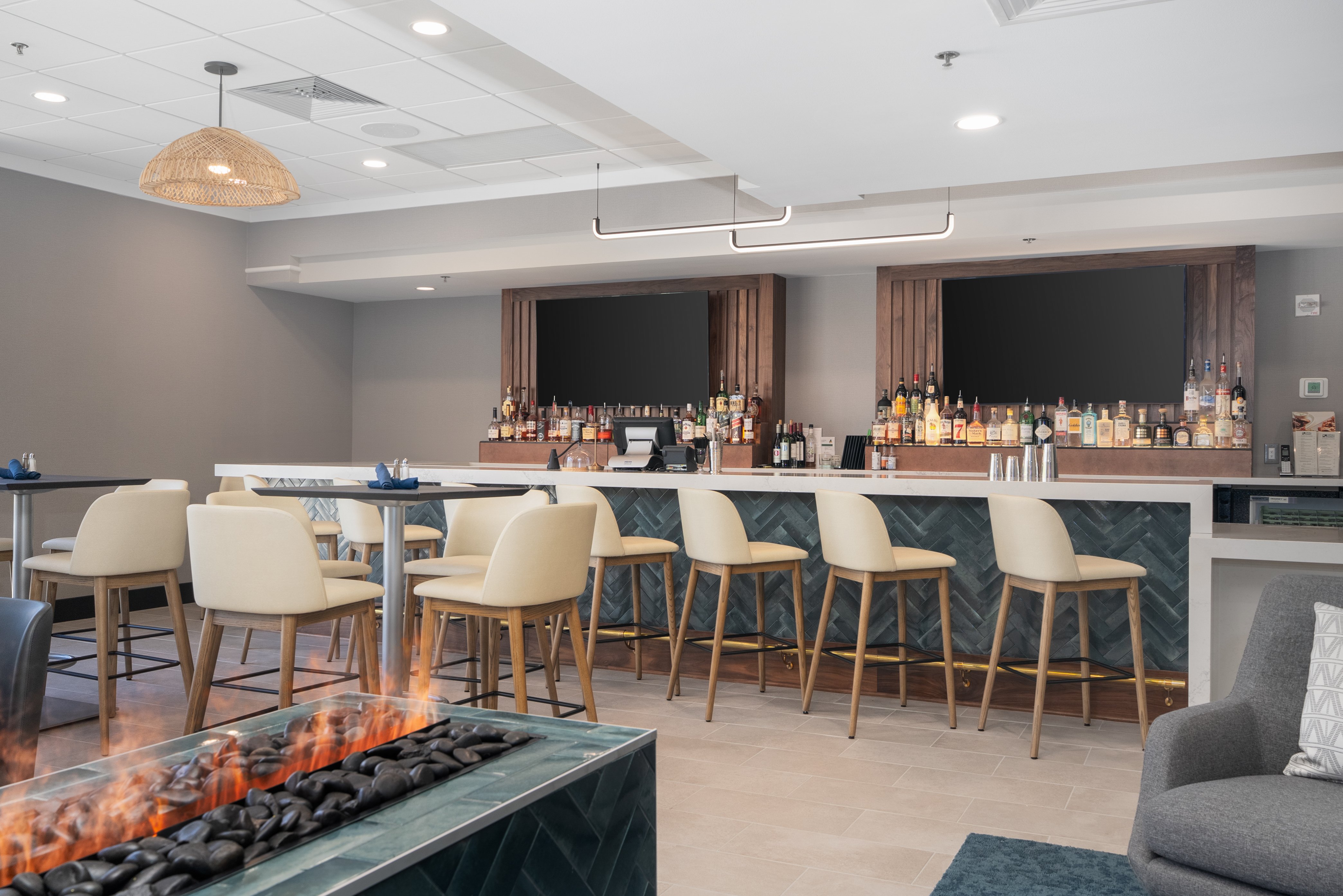 holiday inn portland by the bay by ihg