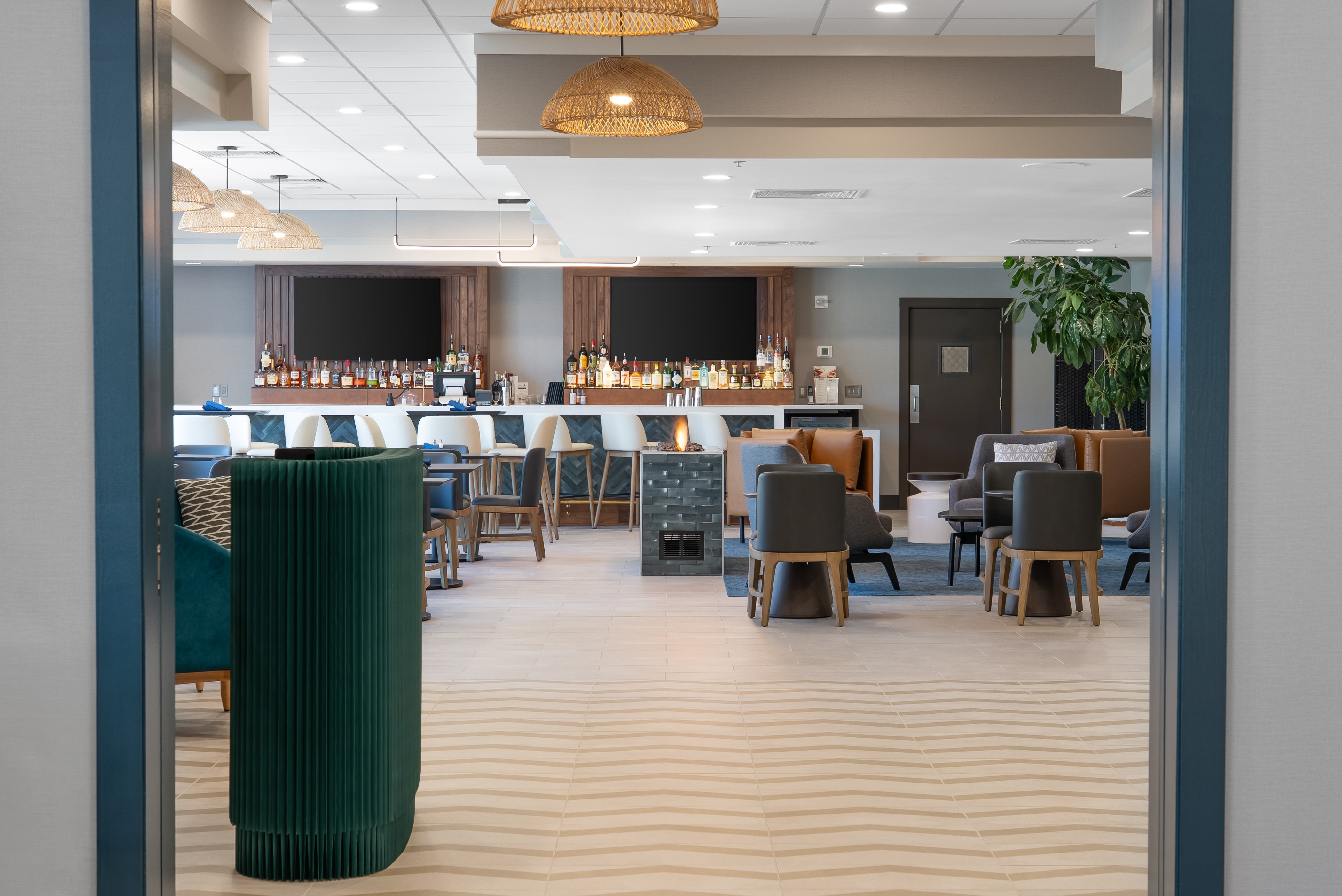 holiday inn portland by the bay by ihg