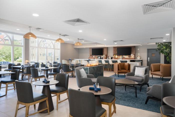 holiday inn portland by the bay by ihg