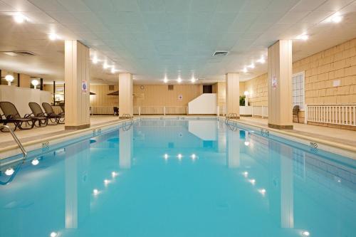 holiday inn portland by the bay by ihg