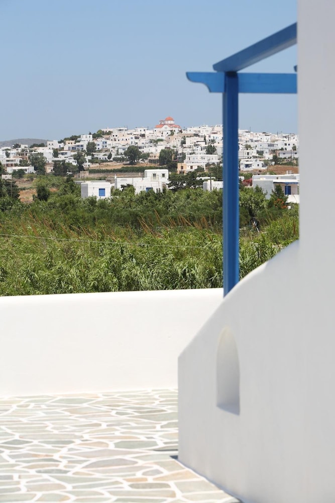 paros