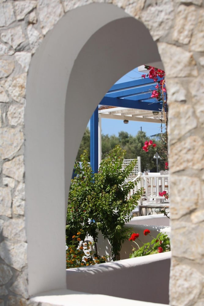 paros