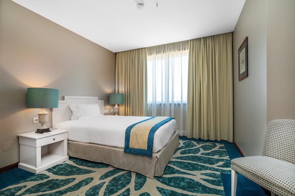 holiday inn porto gaia by ihg