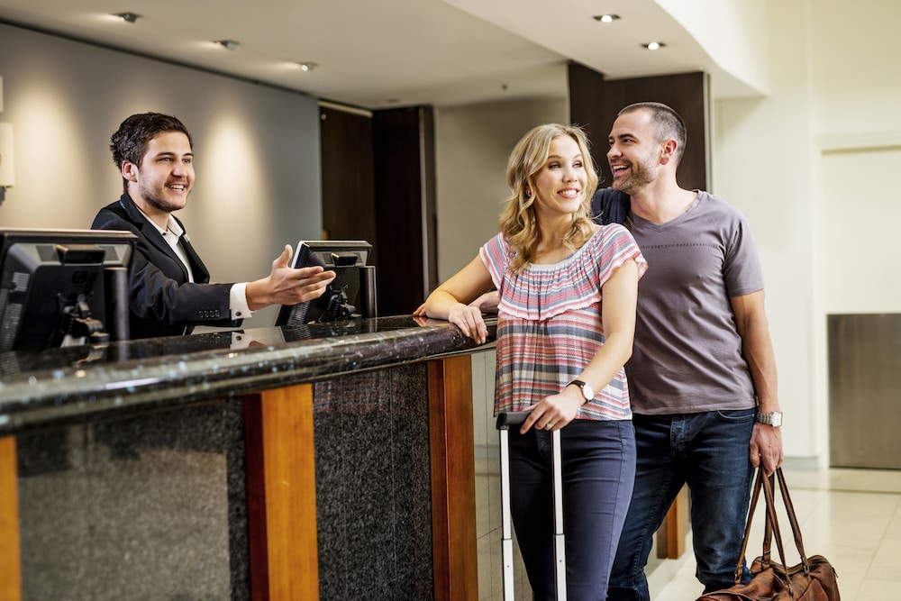 holiday inn sydney potts point by ihg