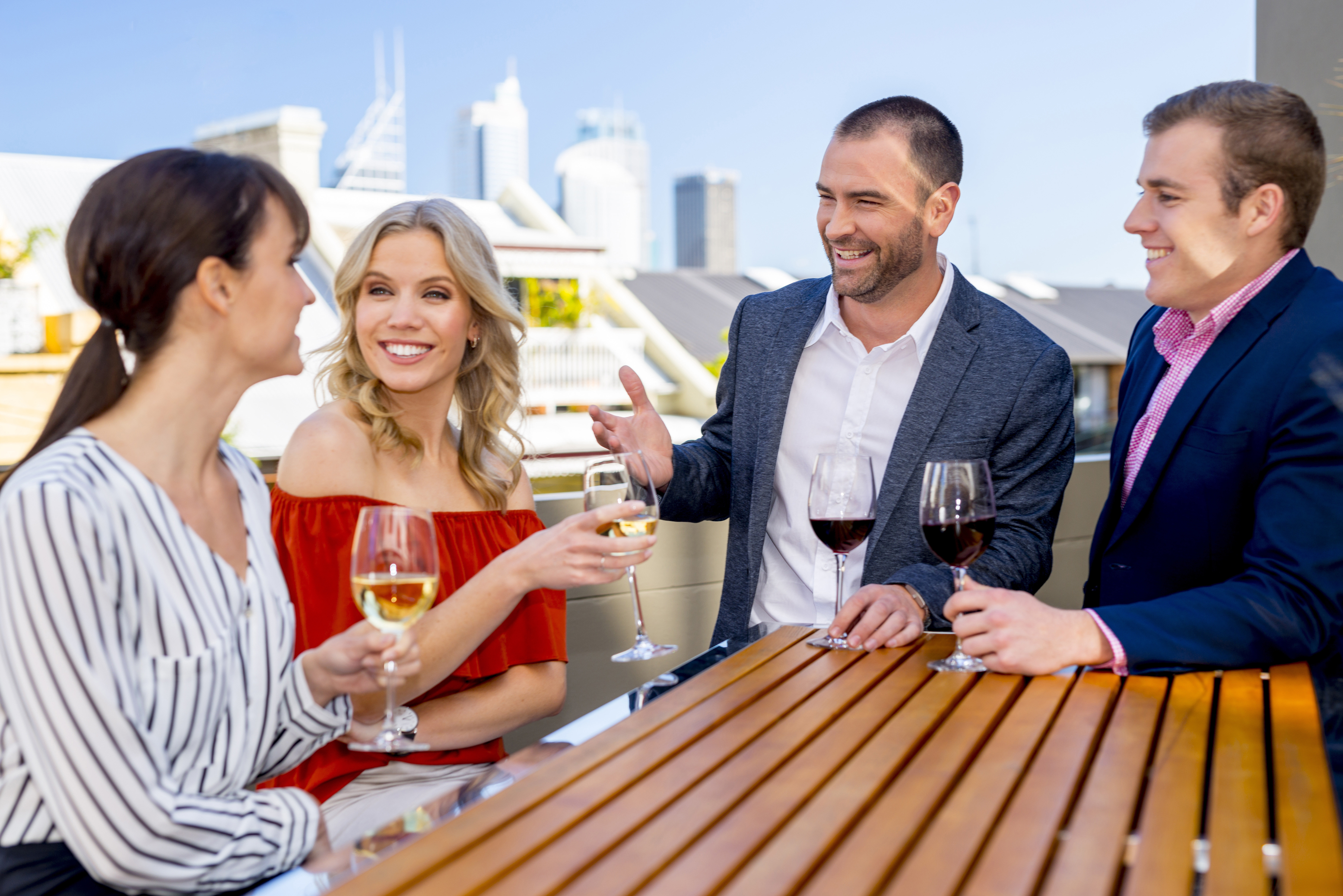 holiday inn sydney potts point by ihg