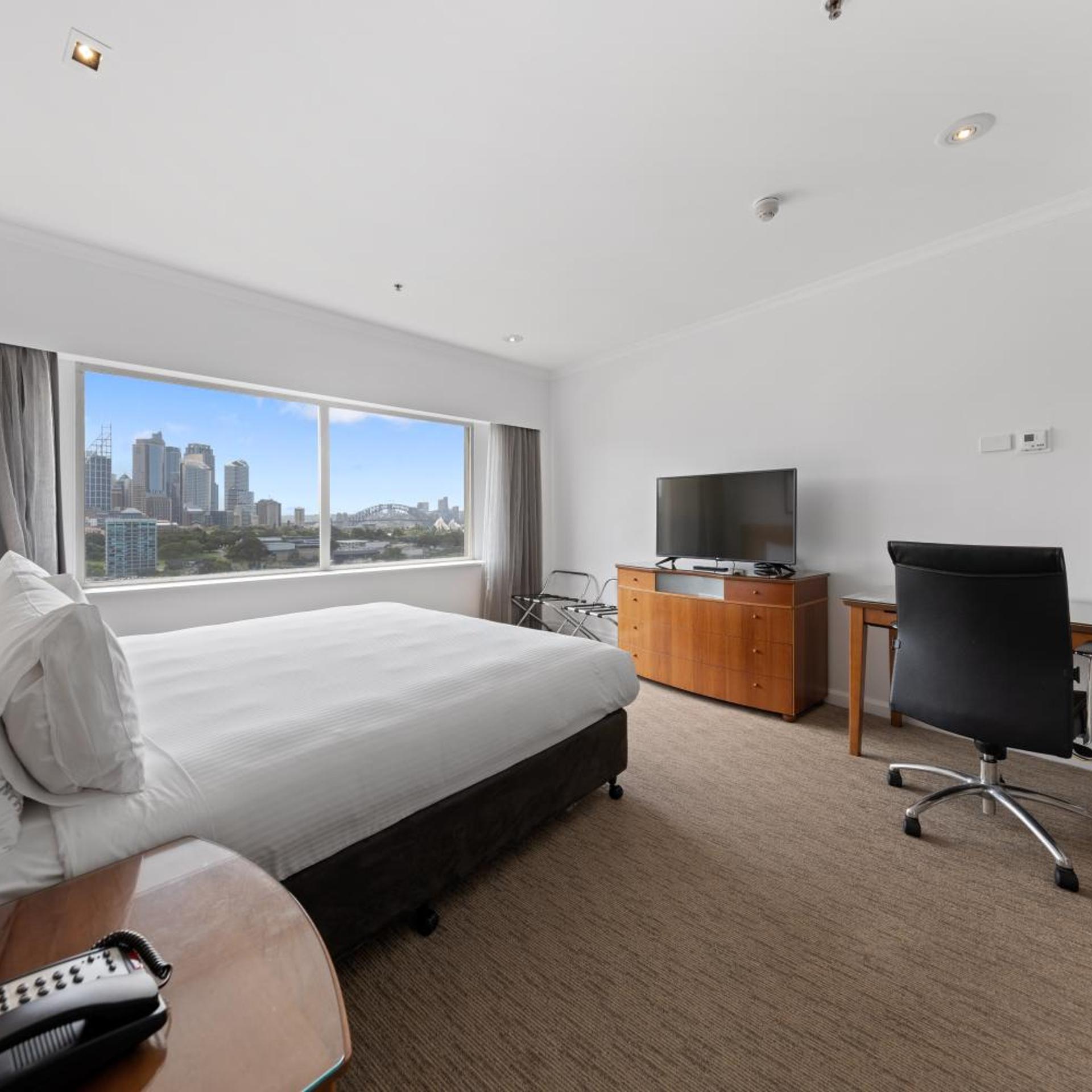 holiday inn sydney potts point by ihg