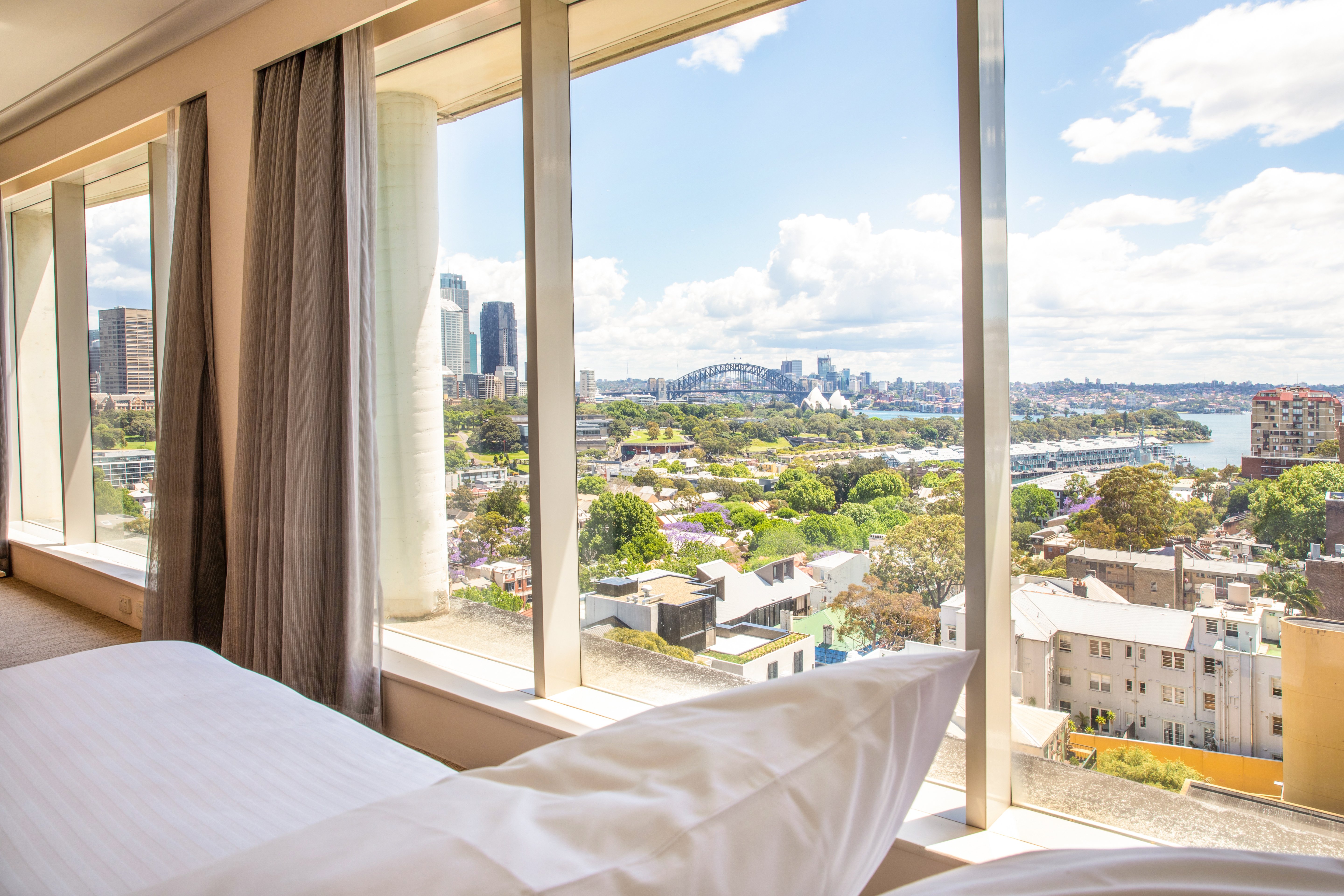 holiday inn sydney potts point by ihg