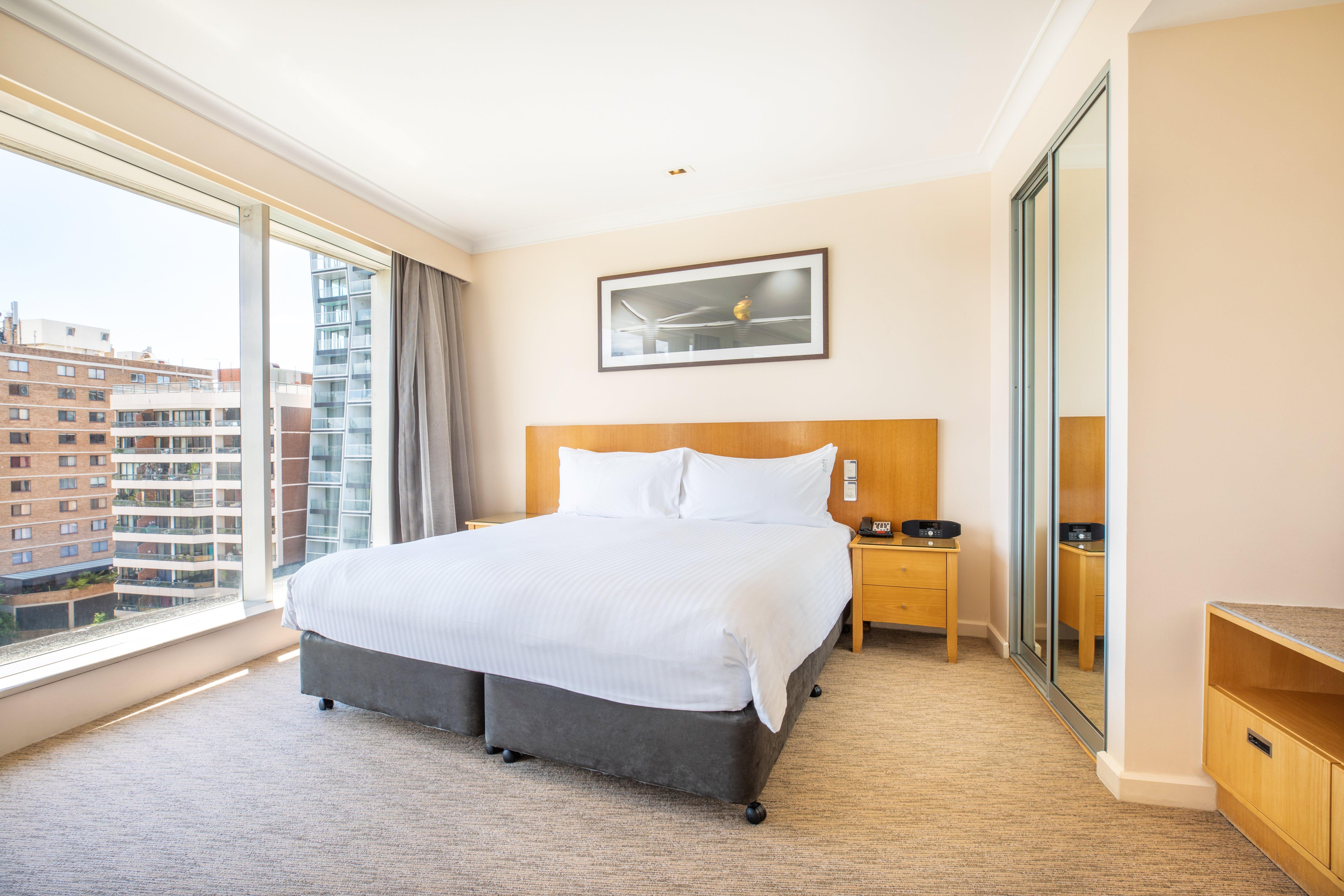 holiday inn sydney potts point by ihg